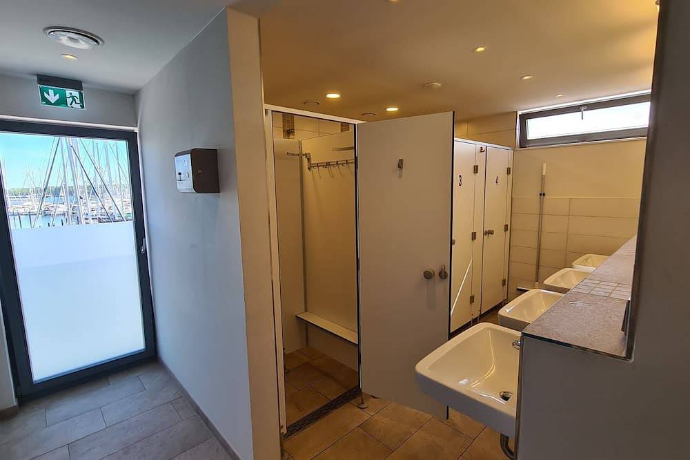Schwimmende Ferienwohnung Segelyacht, Yacht,  Boot  \"Finchen\" in Heiligenhafen in Steinwarder, Heiligenhafen