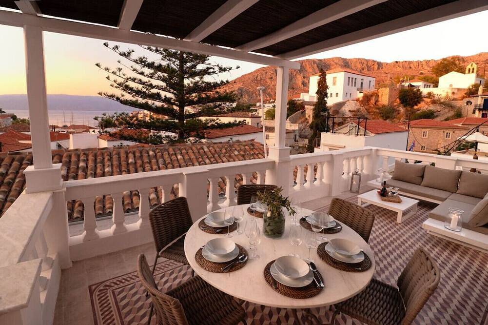 Kalon Villa -The Heart of Hydra in Hydra