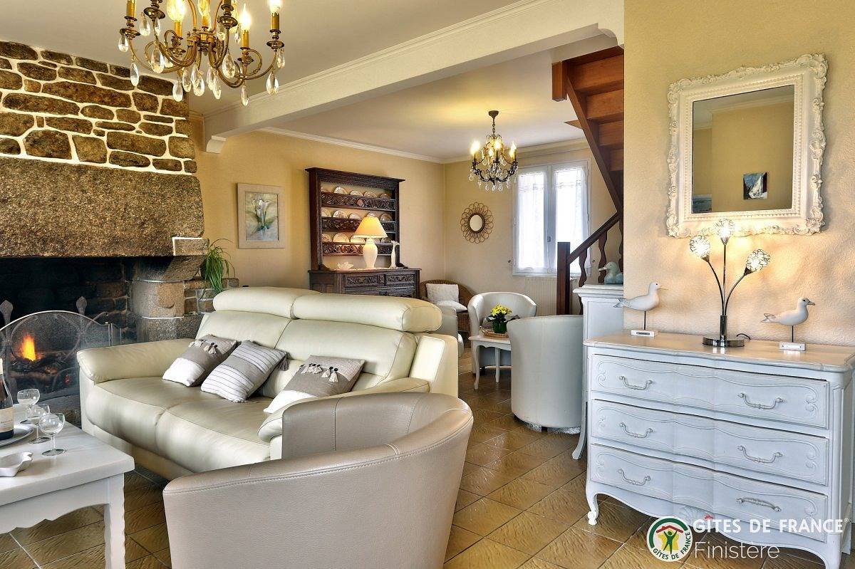 Bleu in Saint-Pol-de-Léon, Ceinture Dorée