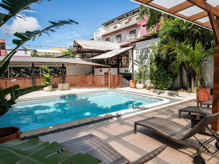 Hôtel pour 2 personnes, avec piscine et terrasse