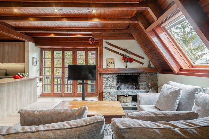 Gîte pour 9 personnes, avec balcon, animaux acceptés dans Baqueira Beret - 4