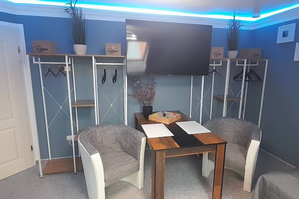 Ganze Wohnung, Best-Preis -Vip Lounge- in Wittenberge, Prignitz