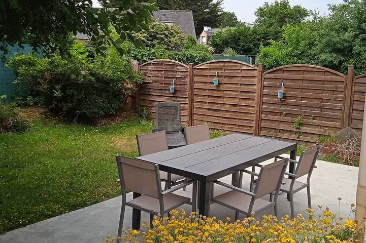 Location de vacances pour 6 personnes, avec jardin dans Le Cabellou
