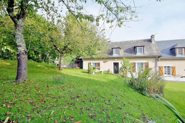 Gîte pour 6 personnes, avec jardin dans Val d'Azun - 3