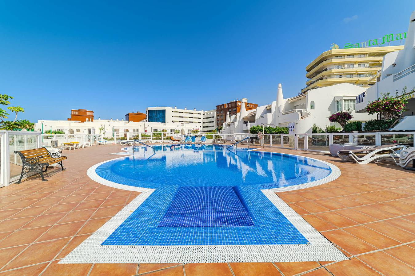 Apartamento entero, Seashell Crown Luxury Suite in Playa Puerto Colón, Adeje