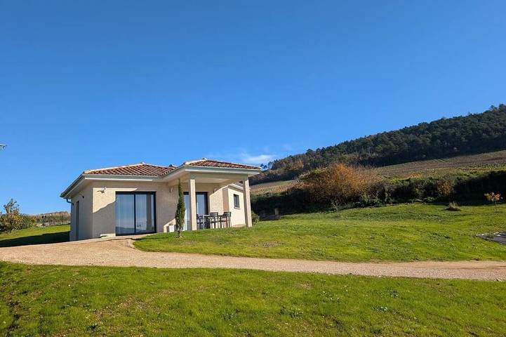 Location de vacances pour 6 personnes, avec jardin, animaux acceptés à La Roche-Vineuse - 3