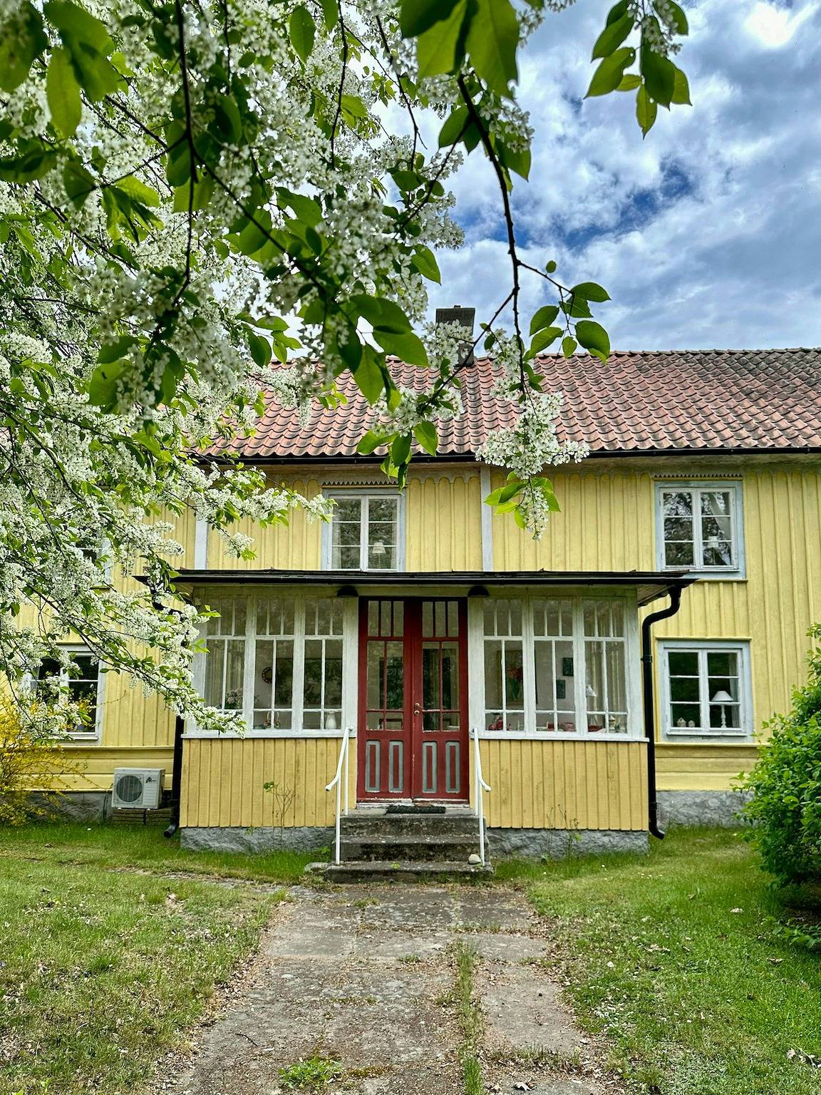 Maison du Xviiie siècle avec véranda vitrée dans le Småland in Torsås