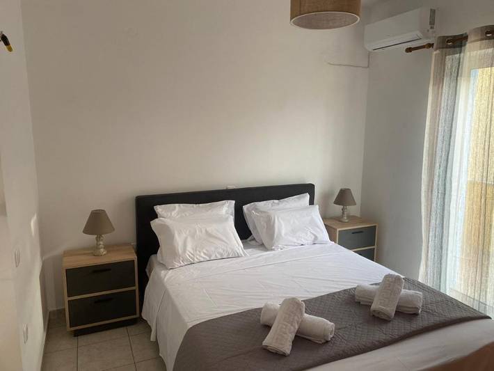 Gîte pour 4 personnes, avec vue et terrasse dans Makri Gialos - 3