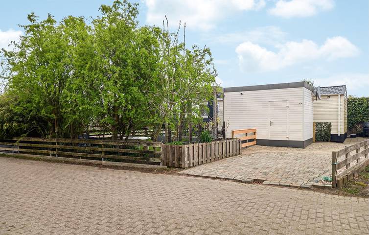 Camping für 4 Personen, mit Ausblick und Terrasse am Wattenmeer - 2