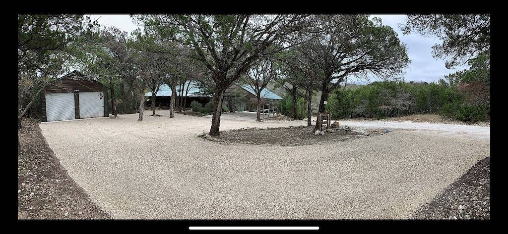 Cozy, Secluded, Log Cabin in Bosque County