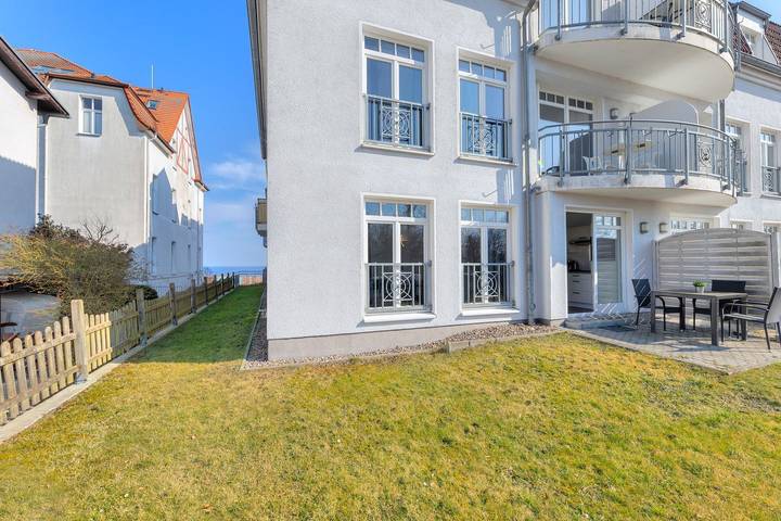Ferienwohnung für 2 Personen, mit Ausblick und Terrasse in Bansin - 2