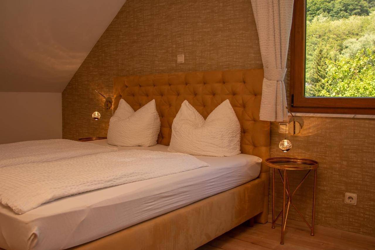 Hotel-Restaurant Laux in Merzig, Saar-Nahe-Bergland