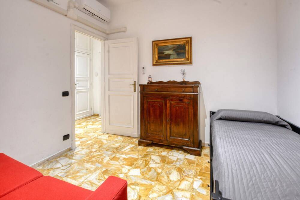 Appartamento intero, Splendido appartamento con 2 camere da letto a Rapallo in Bagni Lido & Flora, Rapallo