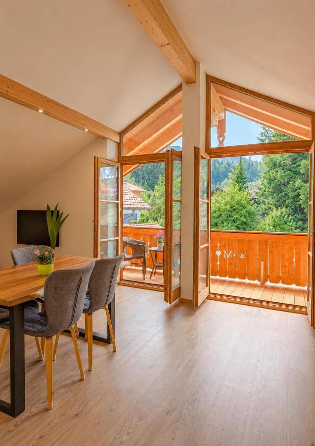 Ferienwohnung für 4 Personen, mit Balkon und Ausblick