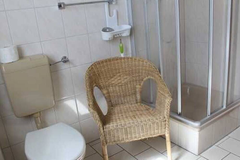 Ganze Wohnung, Ferienwohnung 1 - Eg - Trost, Christina in Ludorf, Müritz