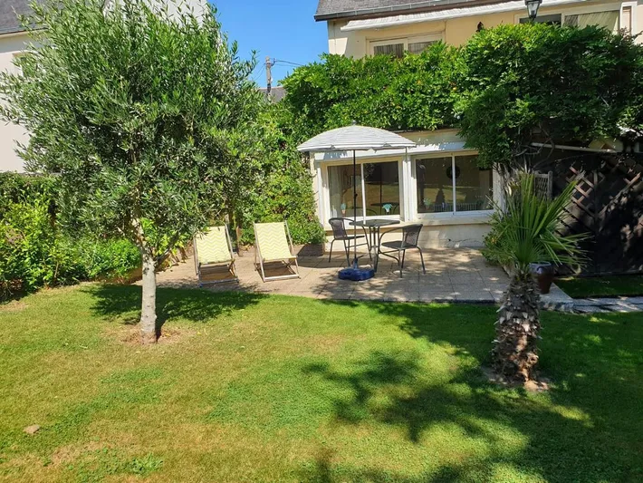 Apartamento de vacaciones para 2 personas, con vistas y jardín - 1