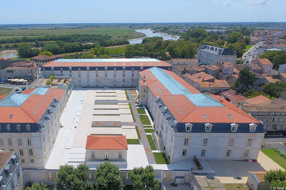 Appartement entier, T3 - Résidence de la Corderie Royale in Rochefort, Région de Rochefort