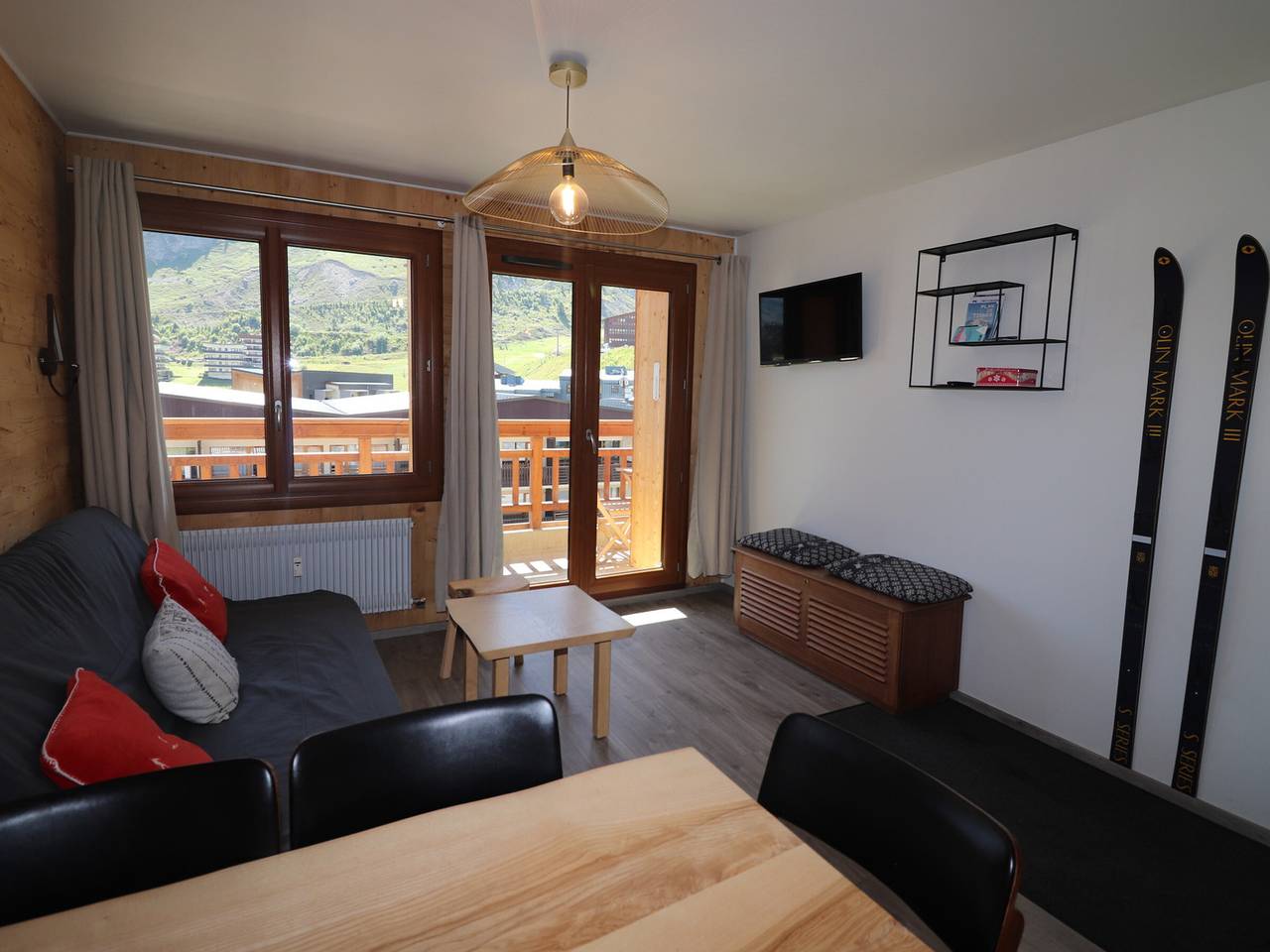 Appartement entier, Appartement rénové pour 4 pers. avec balcon et Wifi, proche pistes in Tignes, Parc National de la Vanoise