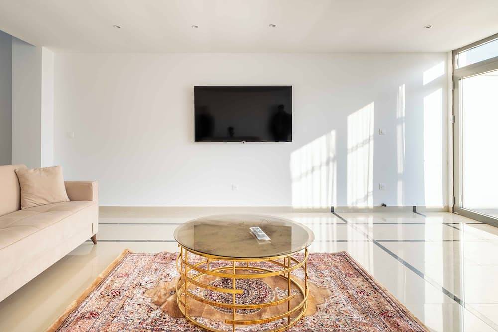 30 minutes from Paris I Luxury Villa 11 in Osny, Val-d'Oise