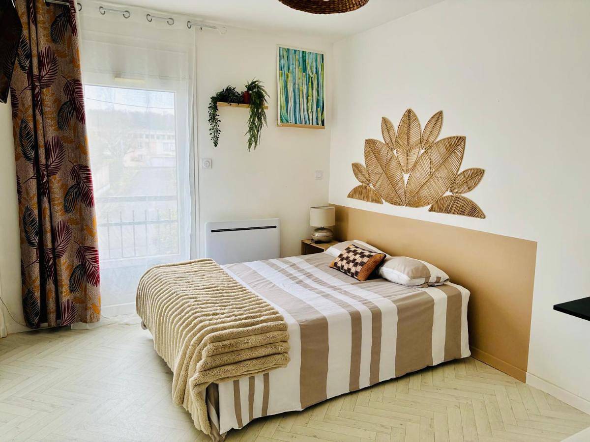 Appartement entier, L'Orée d'Angoulême - Parking et Calme - 5min Angoulême in Soyaux, Charente
