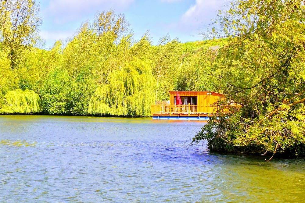 Cabane flottante les songes de steph - 2/4 pers in Colleville, Région du Havre