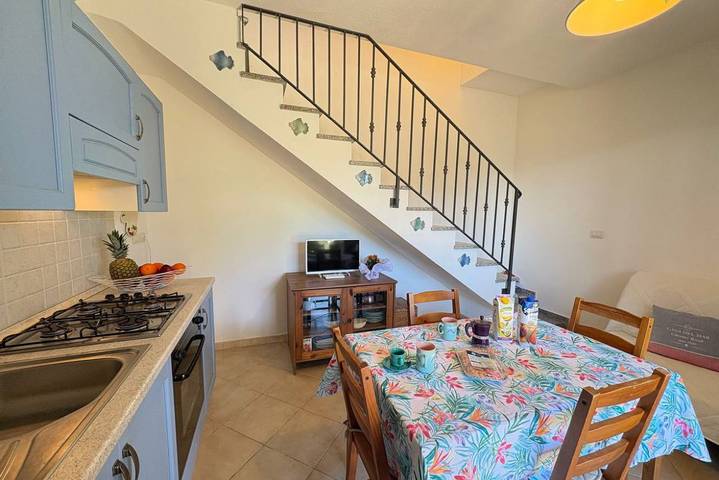 Entire apartment, Casa Girasole  in Pirotto Li Frati, Badesi