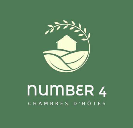 Location de vacances pour 2 personnes, avec Jardin et Vue à Le Luot - 2