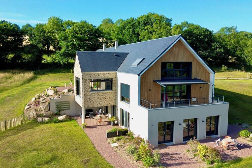 \"Suite Jardin\" 50 m2 gîte for 2 to 4 people with terrace overlooking garden in Notre-Dame-de-Bonne-Nouvelle, Caen region