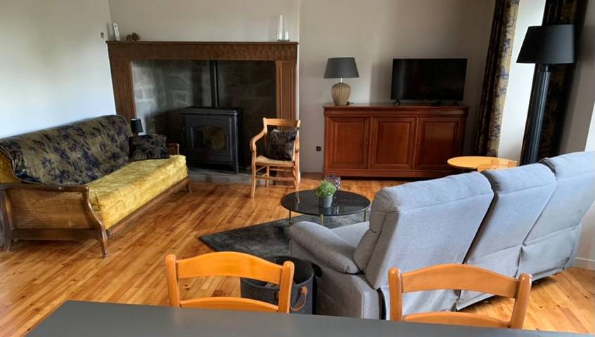 Gîte pour 6 personnes à Égliseneuve-d'Entraigues - 4