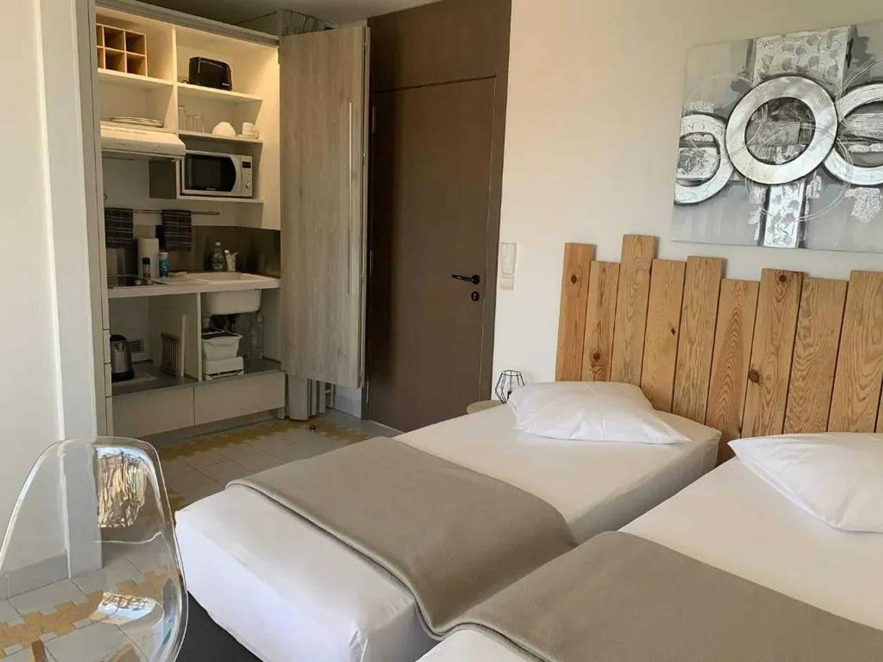 Entire studio, Studio by the Sea in Saint-François 19 m² with Pool in Saint-François, Guadeloupe (Caribbean)