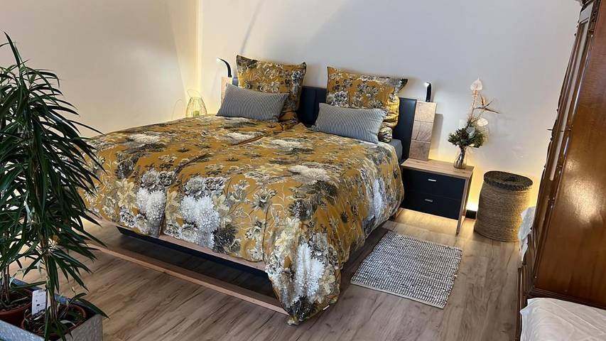 Ferienwohnung für 3 Personen, mit Terrasse und Garten sowie Ausblick