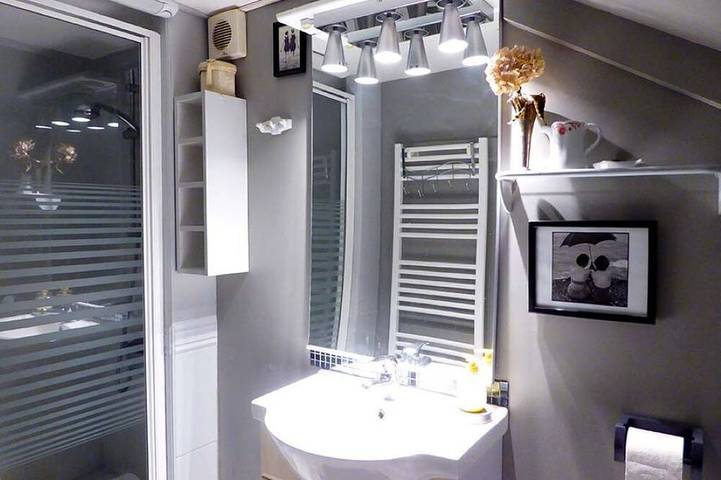 Apartamento entero, \"Le Rosier\" vacation home in Brittany, close to the sea with a German-speaking family in Plouër-sur-Rance, Región de Dinan