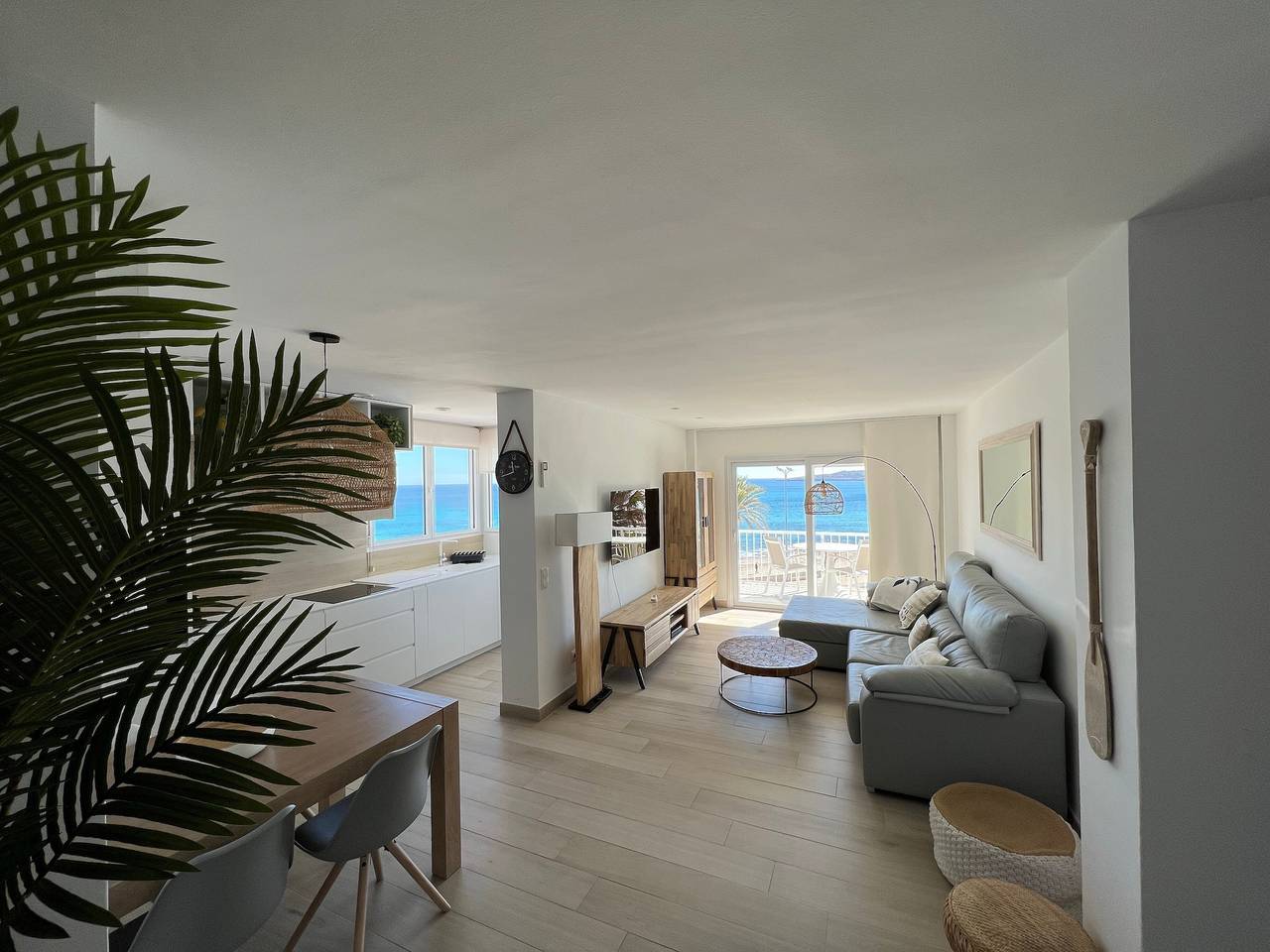 Appartamento intero, Appartamento per vacanze 'Sea Club Apartment Cala Millor 3' vicino alla spiaggia con balcone in Cala Millor, Sant Llorenc des Cardassar