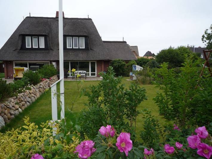 Ganze Wohnung, Das Ferienappartement "Brise-Sylt" liegt ebenerdig und ruhig in Wenningstedt in Wenningstedt, Sylt