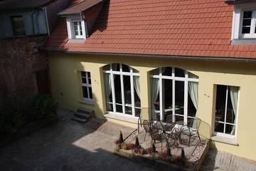 Gîte pour 6 personnes, avec jardin et terrasse, animaux acceptés à Scharrachbergheim-Irmstett