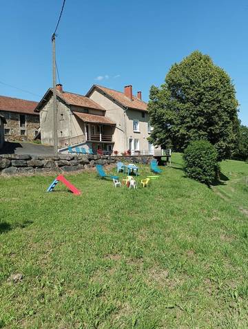 Gîte pour 6 personnes, avec jardin et terrasse, animaux acceptés à Sainte-Colombe (Lot)