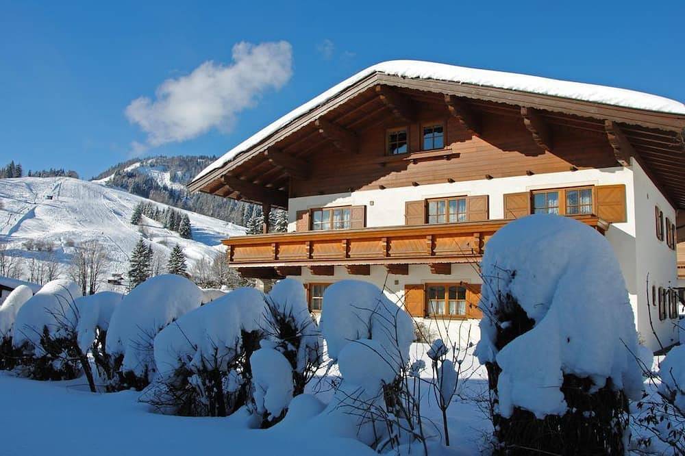 Ganze Wohnung, 4-Personenwohnung, Zuhaus No.2 - Gästehaus  Glaagut - Familie Hain in Hochfilzen, Saalbach-Hinterglemm