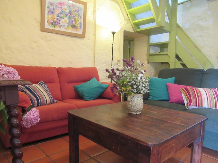 Casa rural para 6 personas, con terraza y jardín, Se admiten mascotas en Vega de San Mateo - 2