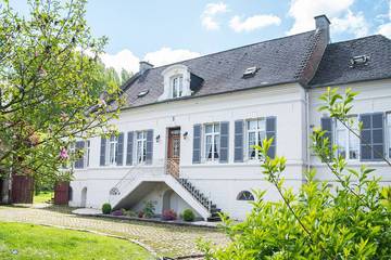 Gîte pour 14 personnes, avec sauna ainsi que jardin et jacuzzi, animaux acceptés dans Rebreuviette