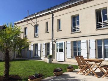 Gîte pour 2 personnes, avec sauna ainsi que jacuzzi et jardin à Laon