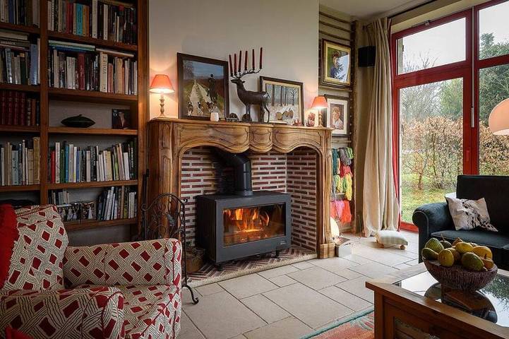 Gîte pour 12 personnes, avec terrasse et jardin