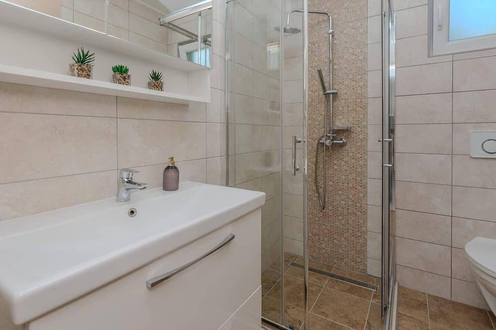 Holiday house Privlaka for 1 - 6 persons with 2 bedrooms - Holiday home in Privlaka, Zadar