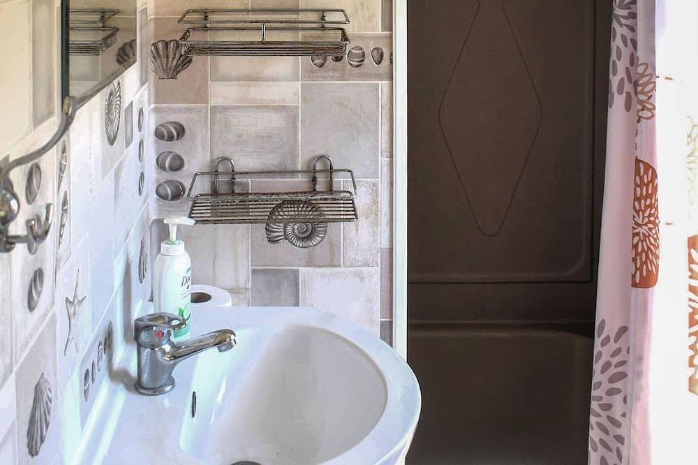 2 bedroom pet friendly (sta)caravan in Rowy in Rowy, Parc national Słowiński