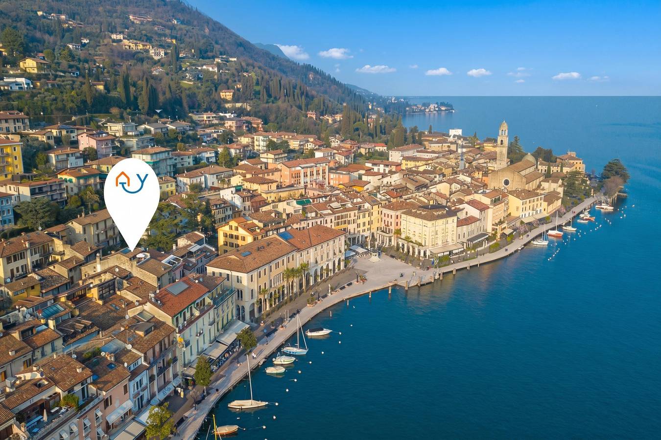 Ganze Wohnung, Laetitia Salò-Historic center near Lake in Salò, Gardasee-Berge