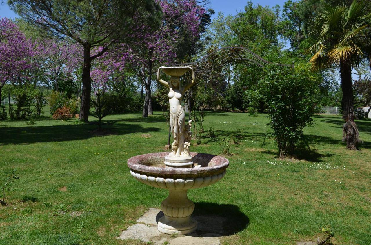 Double Room with Private Bathroom in Renneville, Canal du Midi