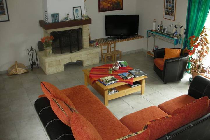 Location de vacances pour 5 personnes, avec jardin et terrasse à Guimaëc - 4