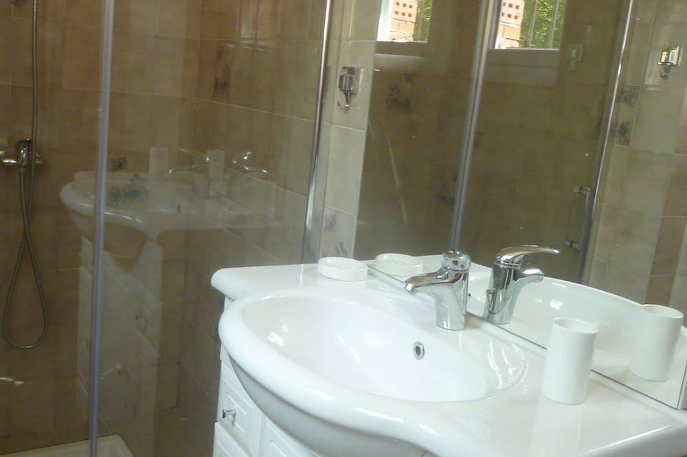 Maison à la campagne in Lédergues, Aveyron