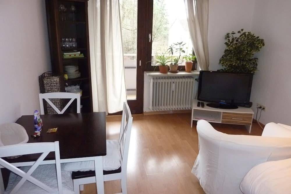 Ganze Wohnung, Gemütliches App Voll Ausgestattet 3 min zur S-Bahn neu renoviert mit balkon in Olching, Oberbayern