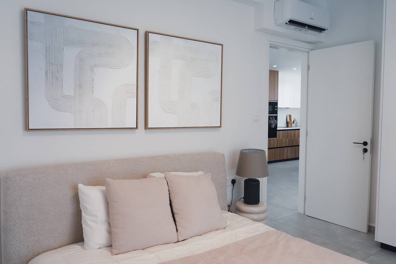 Apartamento entero, Mira Paphos - Apartamento de 2 habitaciones con terraza privada in Pafos, Chipre Sur