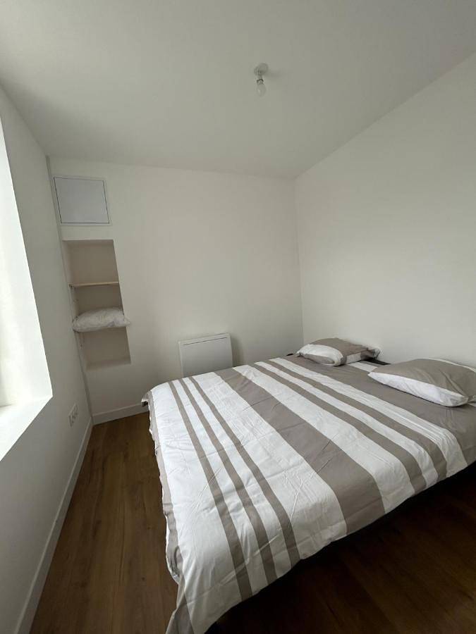 Appartement entier, Apartment - Ground Floor in Vierzon, Région de Vierzon